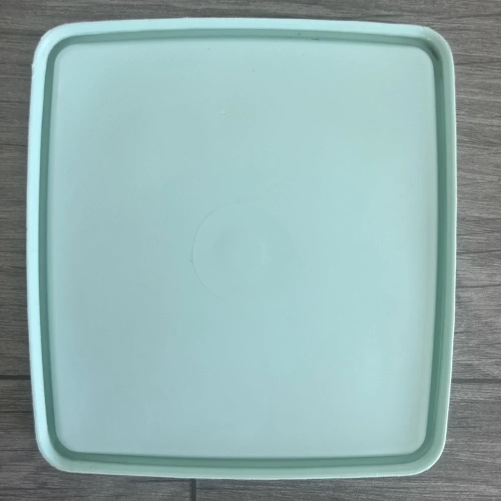 Tupperware 671-39 Replacement Lid‎ Square-A-Way Sandwich Keeper Vintage